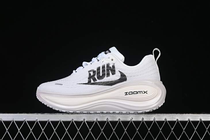 Picture of Nike Vomero Plus _SKUfw20772188975846546fw